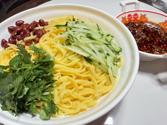 低卡减脂玉米凉拌面Chili and Corn Noodles